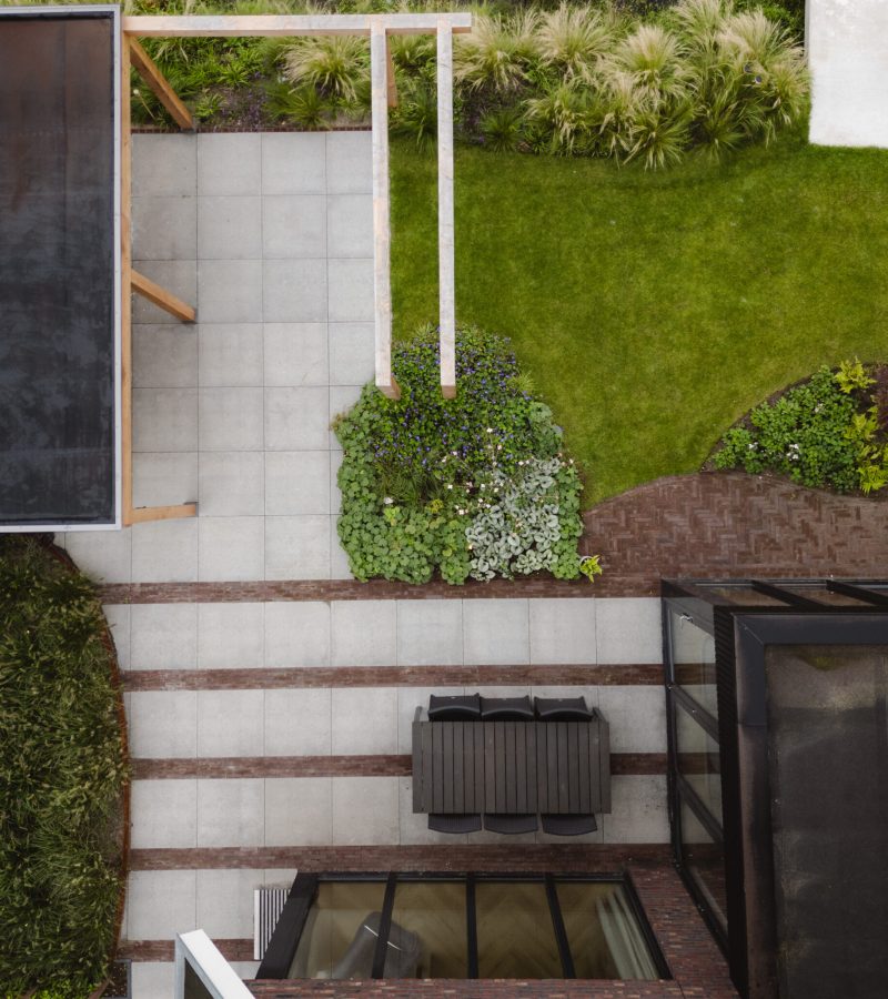 Moderne tuin in Achterveld